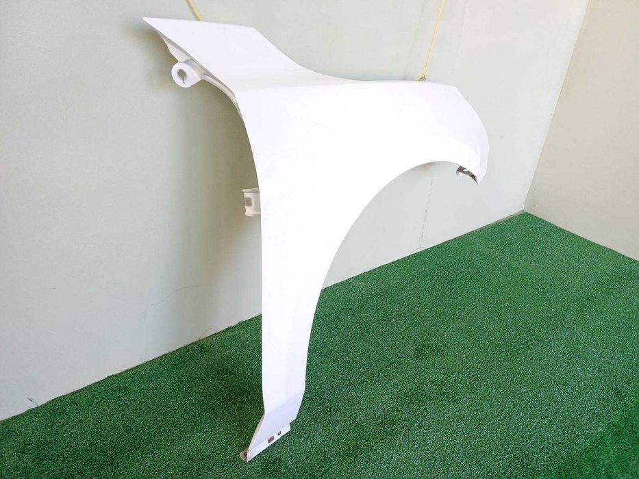 калник десен Ford Focus mk4 модел 2018-2024 г. #1004V