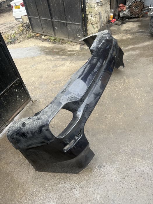 Задна М броня Бмв х5 ф15 (zadna m bronq x5 f15)