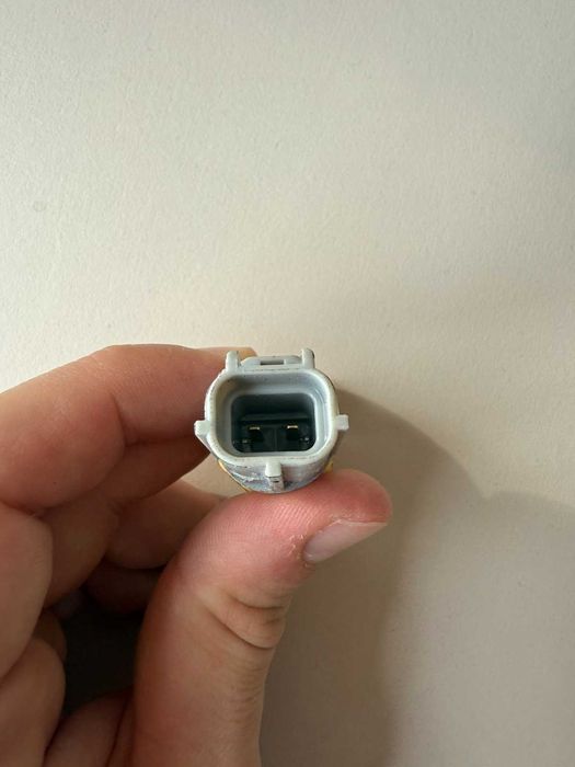 Датчик температура охладителна течност LR000291 Land Rover Range Rover