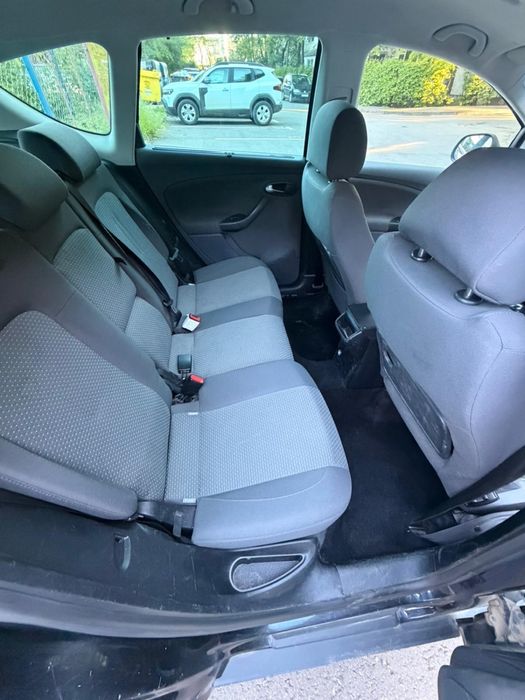 Seat altea xl cu volan pe dreapta