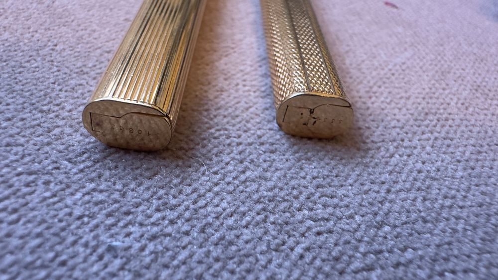 vand 2 Pixuri Cartier Trinity la pretul de 1500 lei FIX