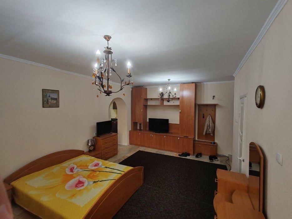 Продам квартиру на Ц-2