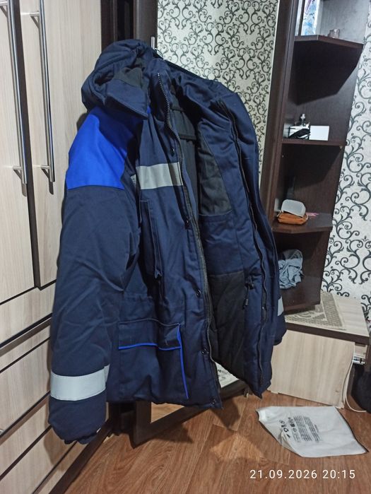 Продам куртку зима