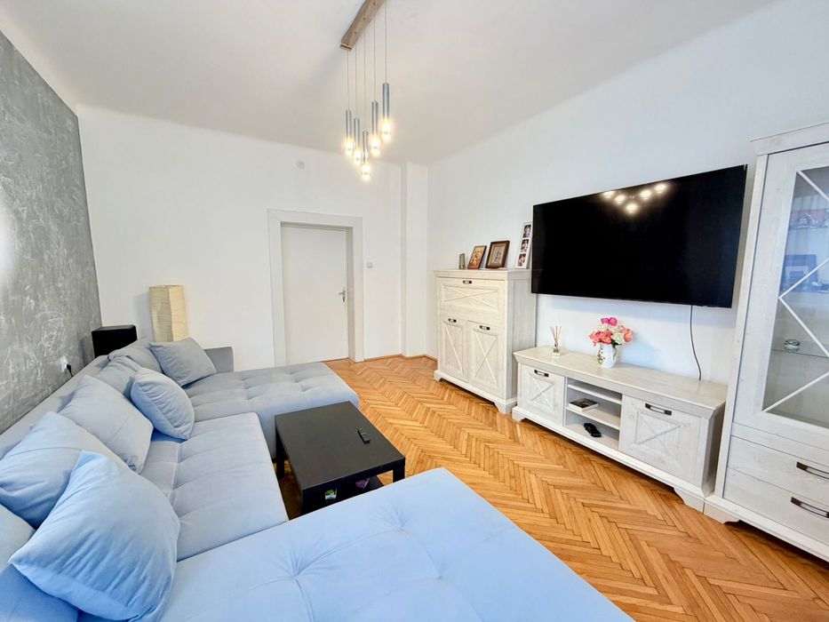 Casă regim hotelier Brasov 6-7 persoane