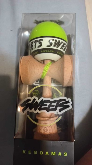 Sweets Kendama Verde Starter