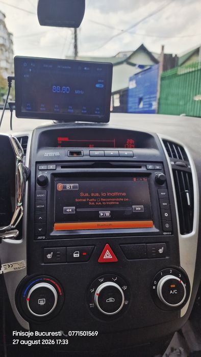 Car play pentru toate auto