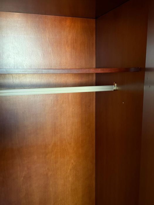 Продам спальный гарнитур