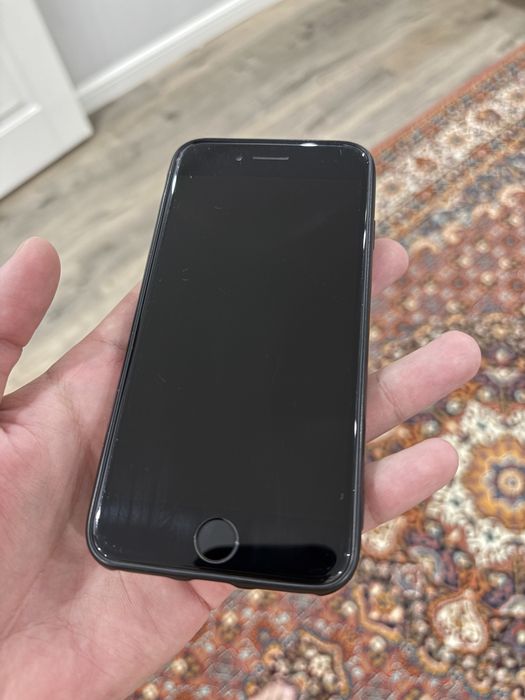 Продам iphone 7 32gb