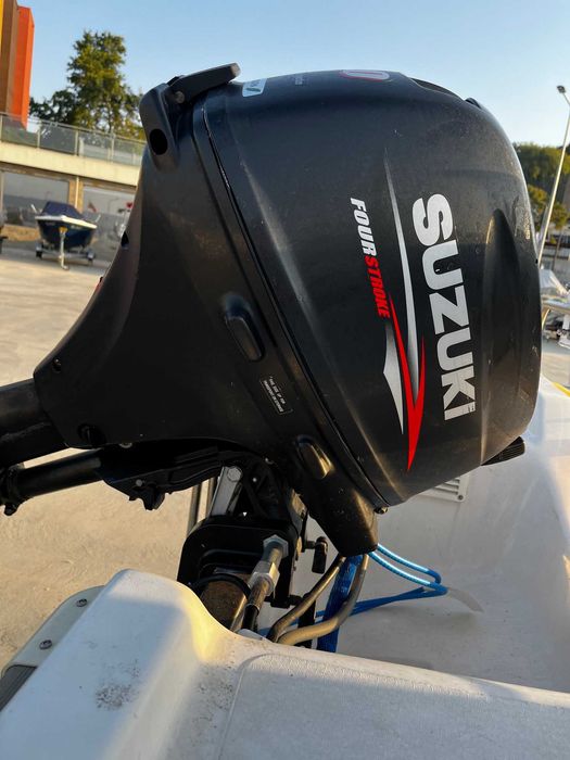 Двигател за лодка Suzuki Four Stroke 20