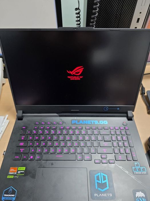 Asus Rog Strix Scar 17.3 Rtx 4080 игровой Ноутбук