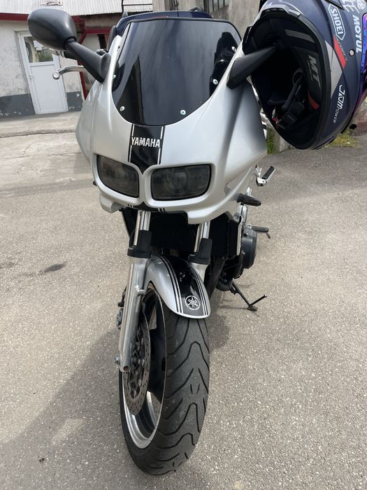 Yamaha fz600 fazer