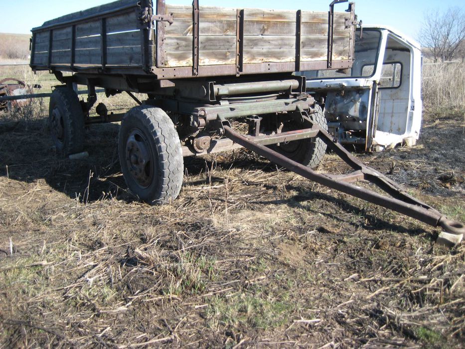 продам прицеп самосвал