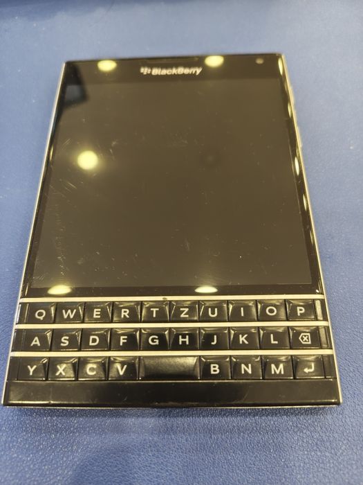 BlackBerry Passport