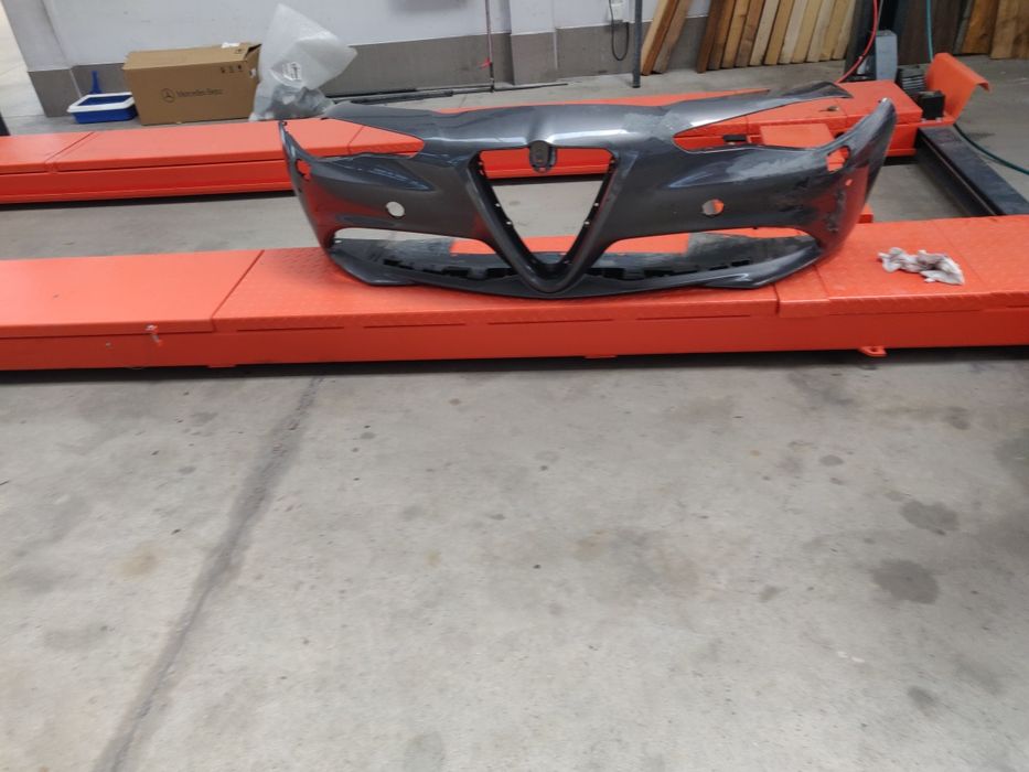 Предна Броня Оригинслна за Alfa Romeuo Giulia след2015г