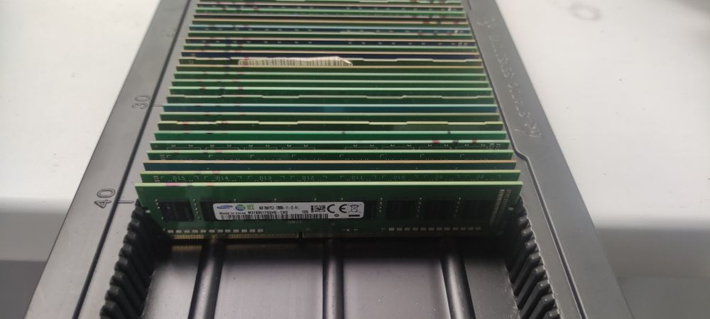 ОЗУ DDR3 2Gb есть количество