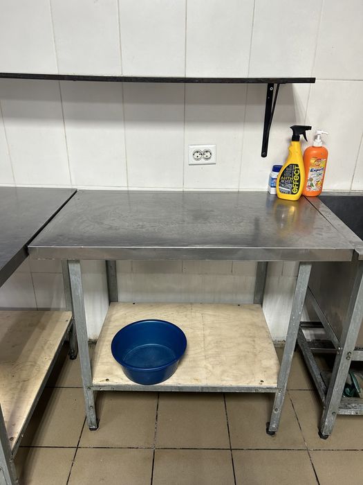 Продам столы разделочные