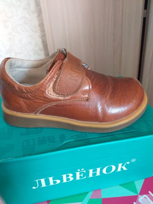 Детская обувь на мальчика.