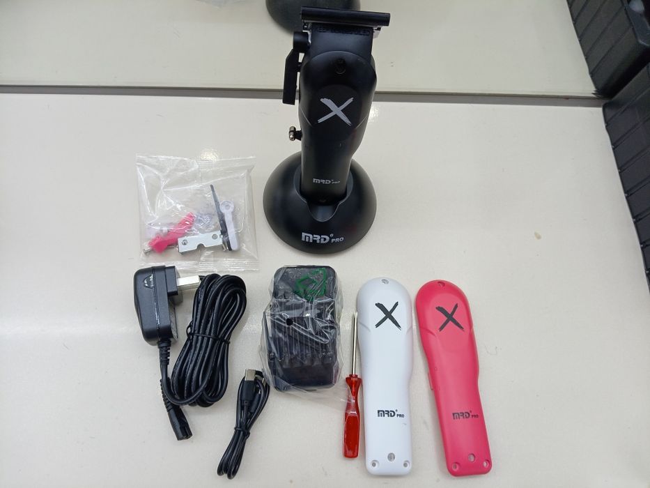 Срочно продам машинку для стрижки волос MRD pro