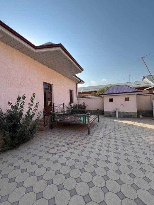 Найман махаллада 5 хонали катта ховли