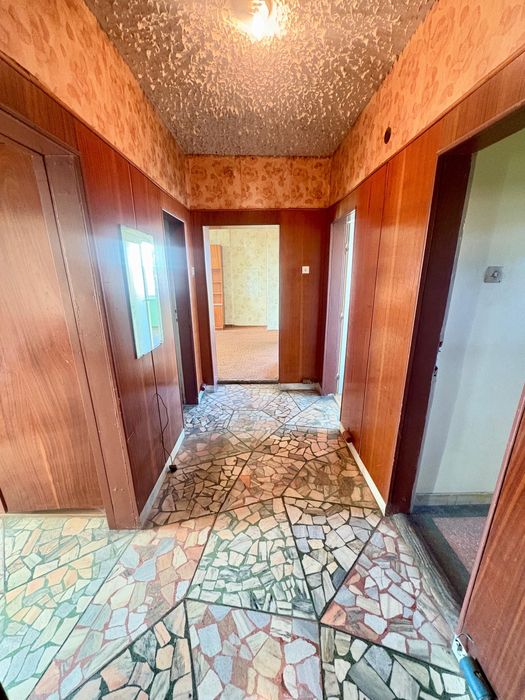 Продава се Многостаен апартамент в Търговище, Център - 110 кв.м за 1020 €/кв.м - Снимка #11