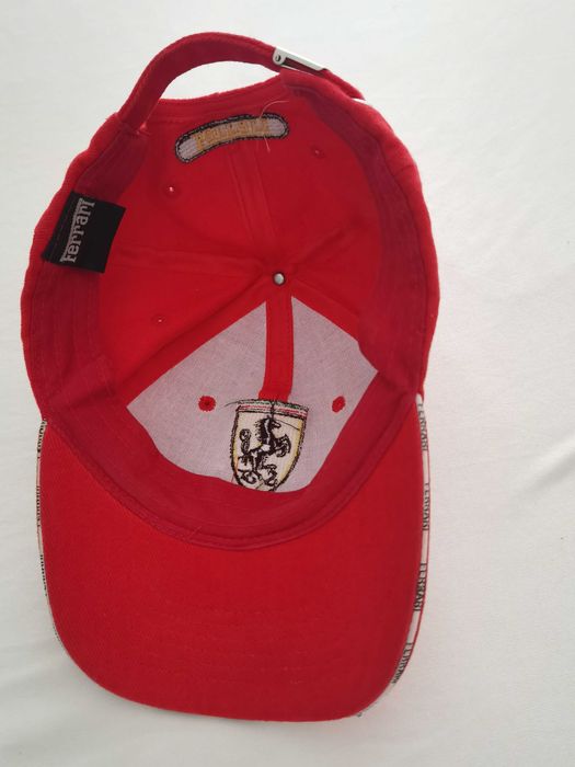Șapcă Ferrari original