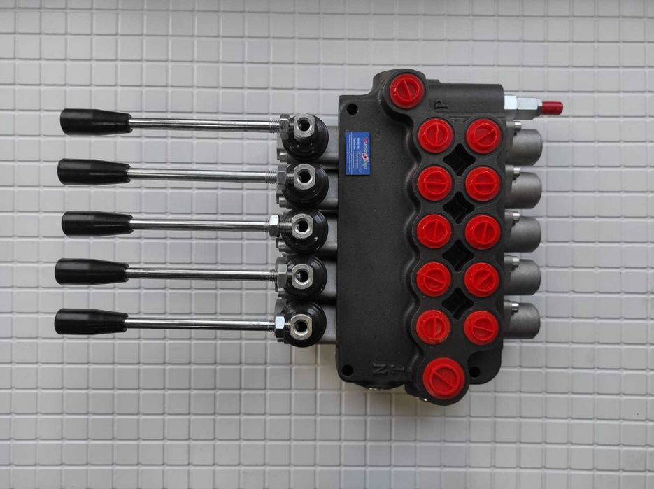 Гидрораспределитель опор 5Р80 на Автокран