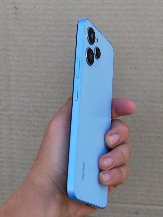 Redmi 12 256 tali ideal srochno sotiladi