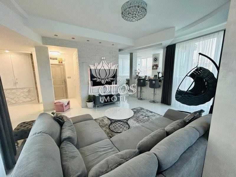 Продава се Тристаен апартамент в Пловдив, Кършияка - 160 кв.м за 1875 €/кв.м - Снимка #3