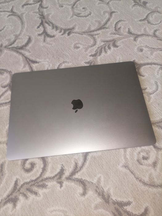 Macbook pro 2019