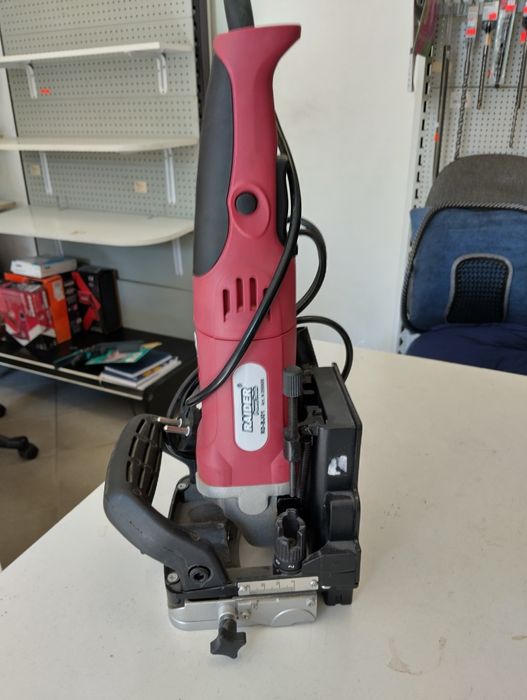 Електрическа фреза за сглобка рибки