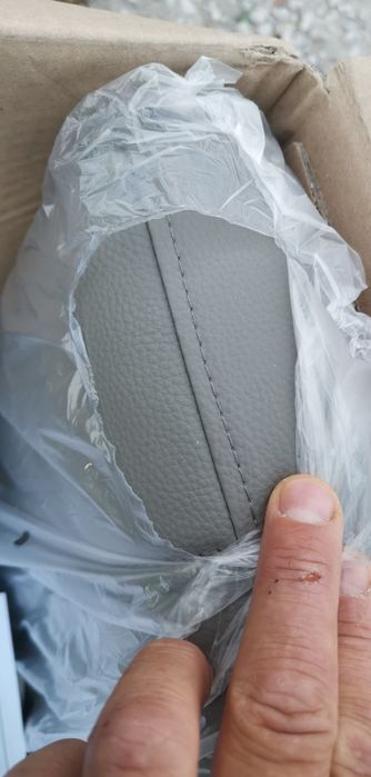 Бар столове, 2 броя, сиви/бели еко кожа, хромирани крака