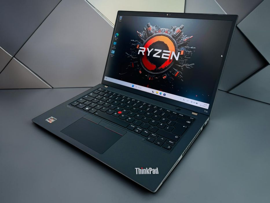 Лаптоп Lenovo ThinkPad T14 Gen 3 14" WUXGA AMD Ryzen™ 5 PRO 6650U 16RAM 512SSD AMD Radeon 660M 2.90GHZ Гаранция!