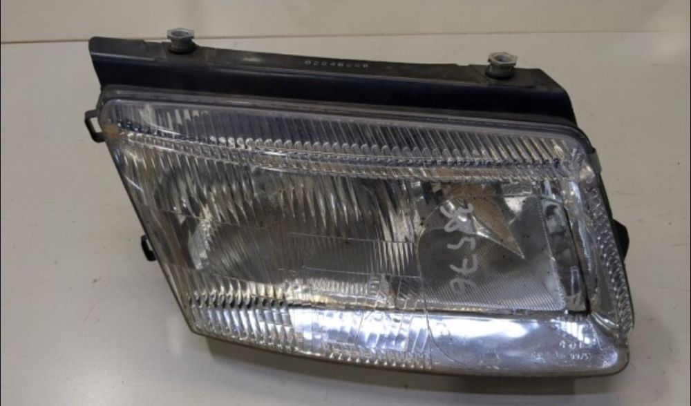 Продам фару на пассат б5