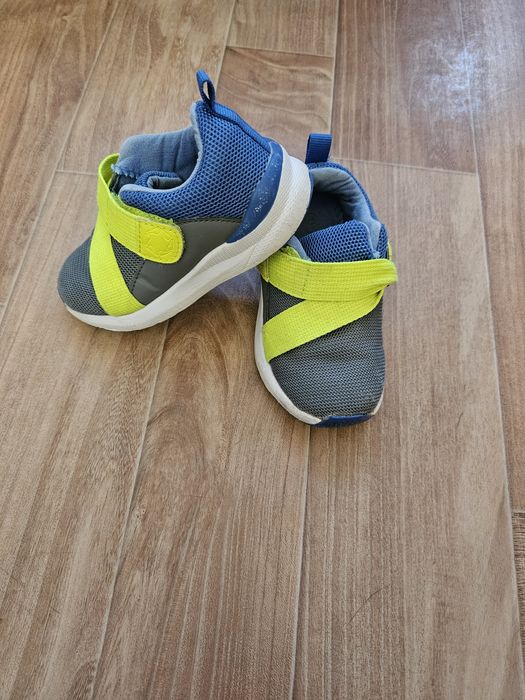 Весенняя обувь  24 размер