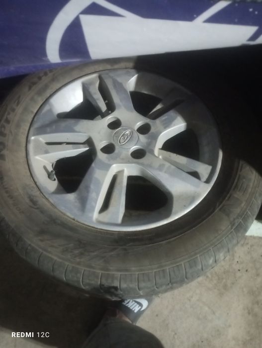 Lada xtrey radnoy balon diskalari bilan komplekt