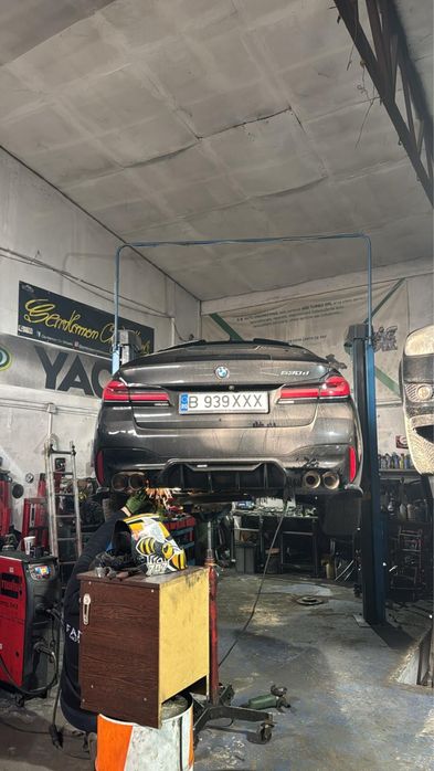 Difuzor Evacuare dubla BMw G30 G31 Bara spate M5