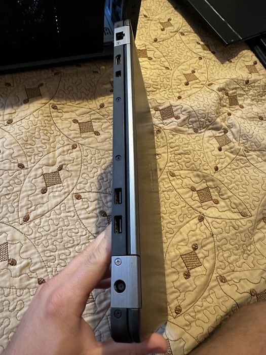 Laptop dell latitude e7470 i7 16gb 1tb ssd tast ilum display ips