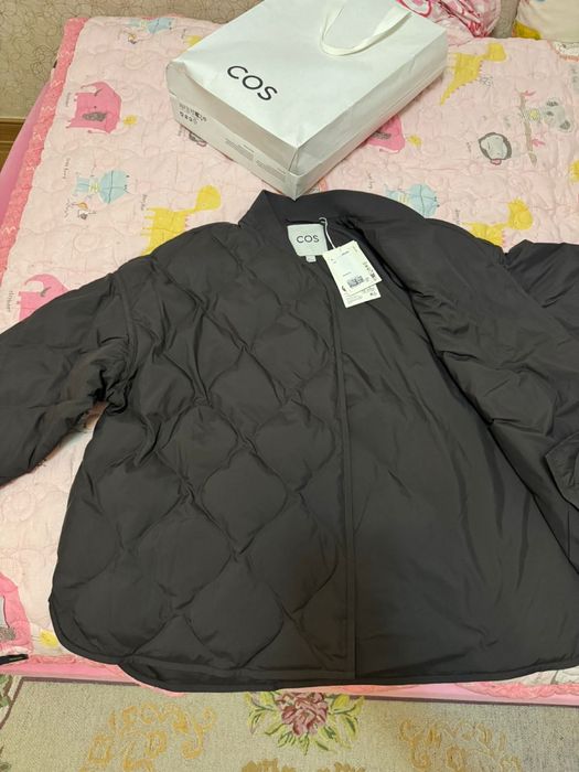 Продам куртку Cos