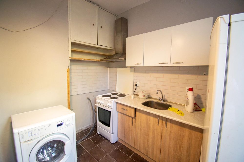 Дава се под наем Къща в София, Хаджи Димитър - 300 кв.м за 2200 € - Снимка #1