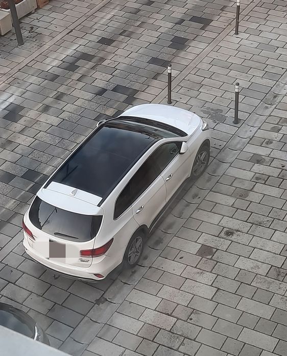 Hyundai Grand Santa Fe