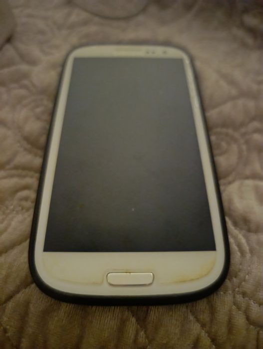 Samsung s3 в хорошем состоянии