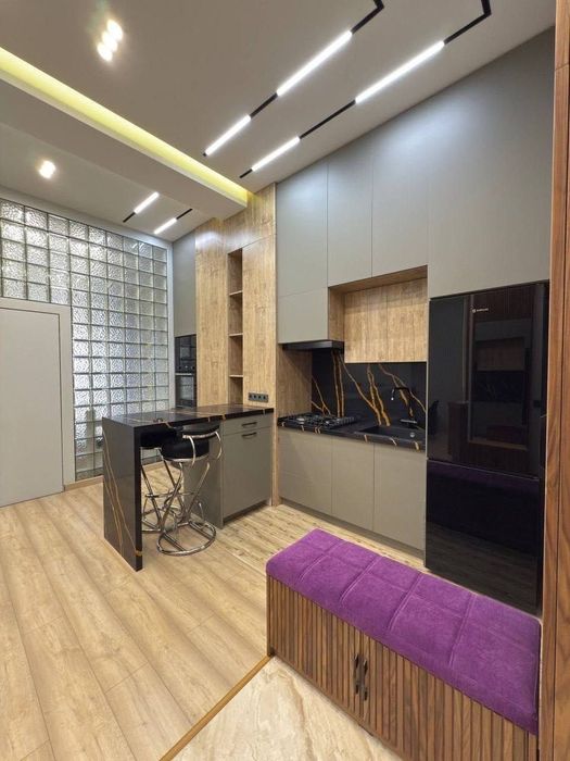 Квартира с современным ремонтом 2ком. 60м² с мебелью ор-р парк Тельман