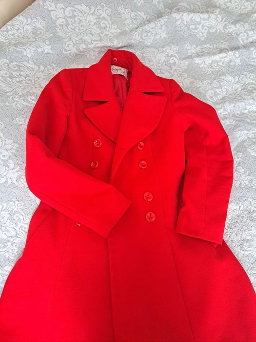 Palton Moda Aliss culoare roșu 38 - 40