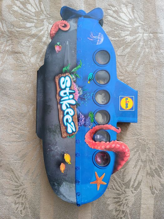 BILLA emoji Лидл Stikeez албуми със стикита