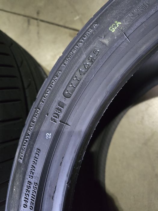 275/35/19//245/40/19 YOKOHAMA