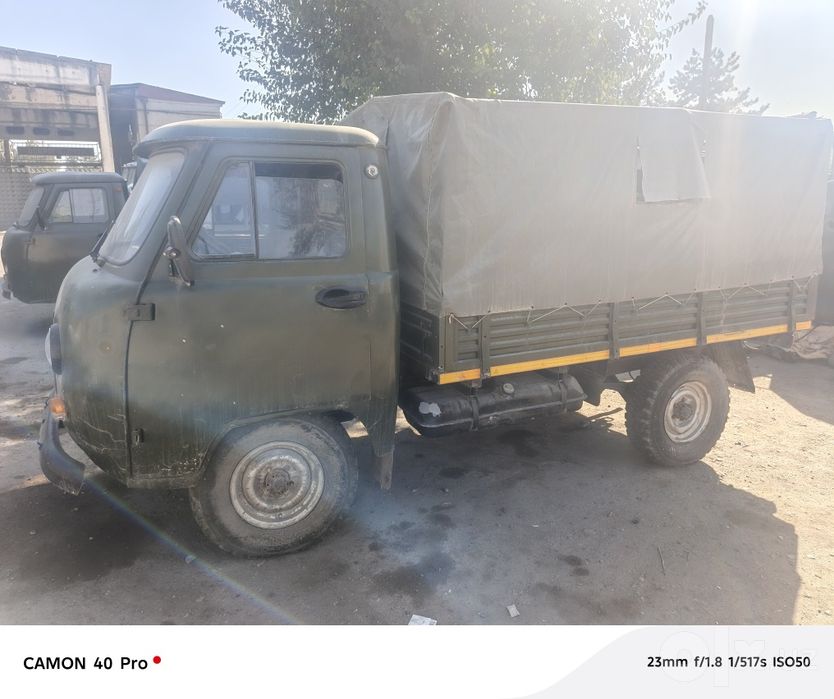Xarbiy uaz sotiladi