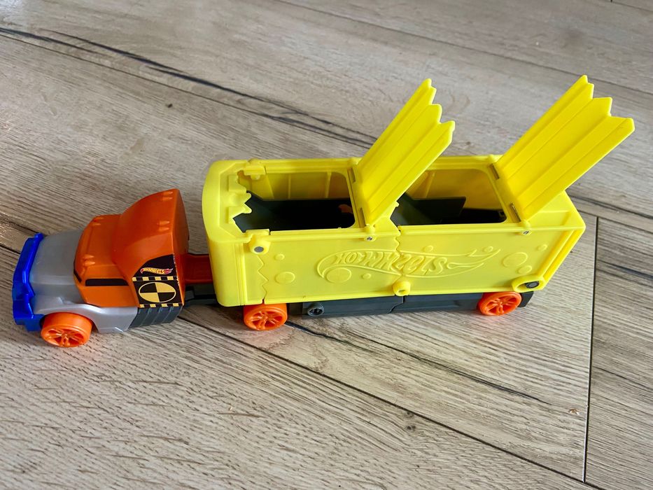 Hot Wheels играчки