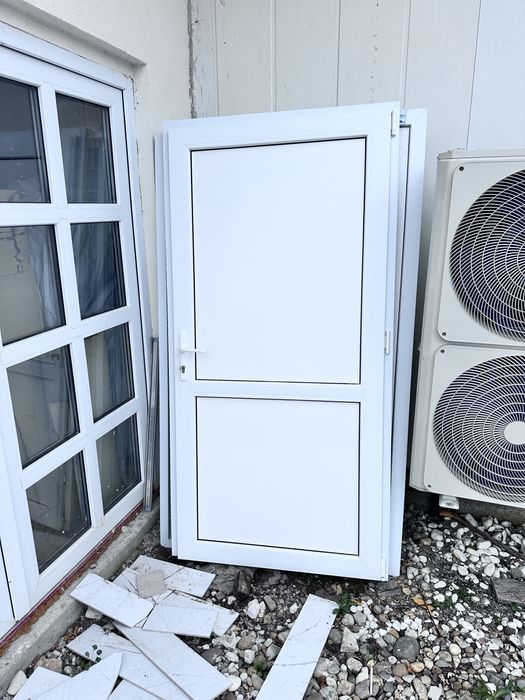 7 Usi albe din pvc 1m / 2 m