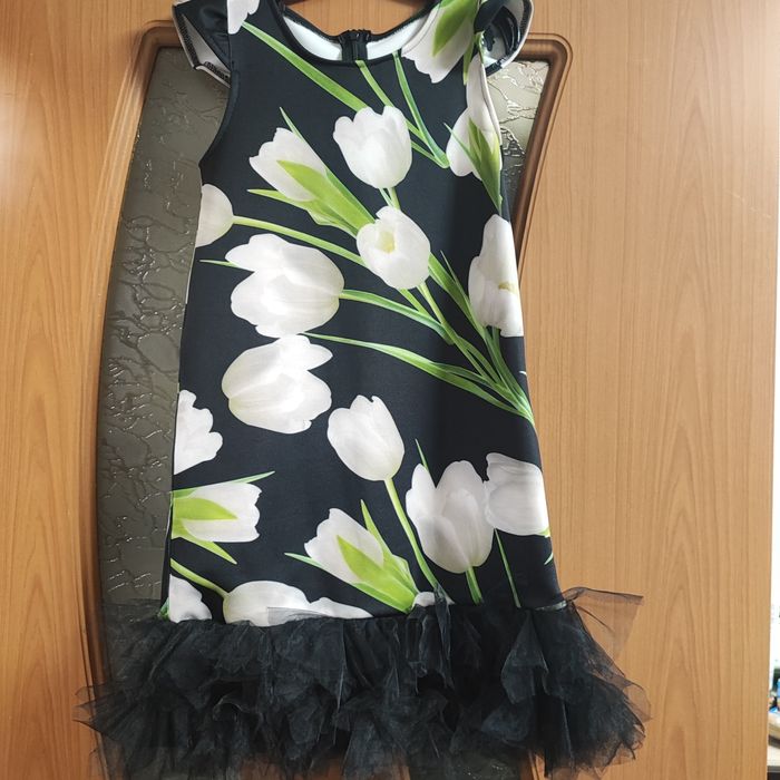 Страхотна рокля за момиче