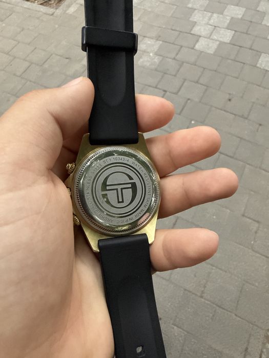 часы Sergio Tacchini